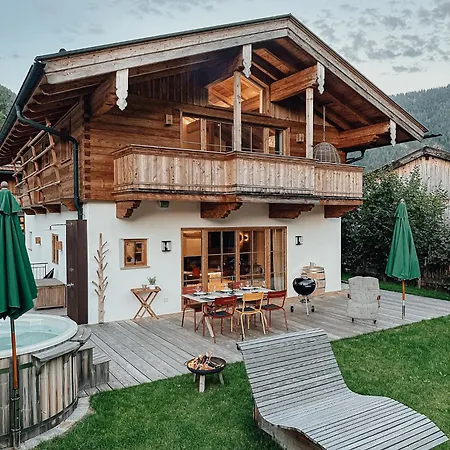 Nordic Mit Privatem Whirlpool Und Sauna Chalet *