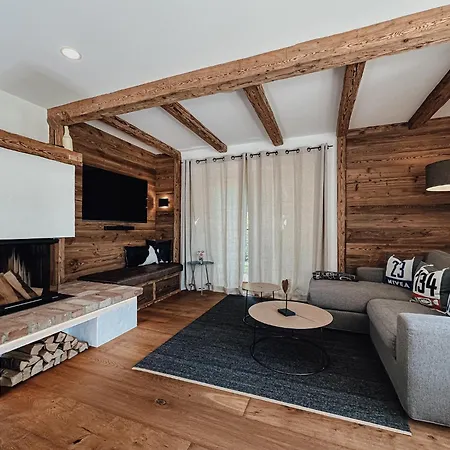 Chalet Nordic Mit Privatem Whirlpool Und Sauna *