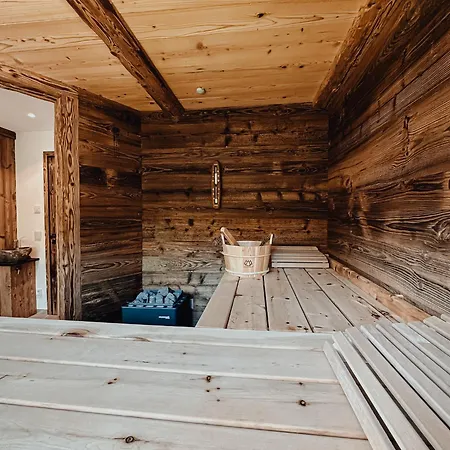 Chalet Nordic Mit Privatem Whirlpool Und Sauna *