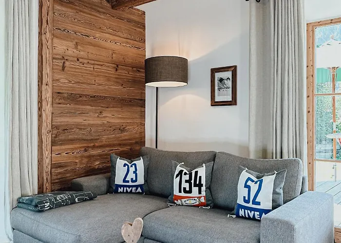 בקתה Nordic Mit Privatem Whirlpool Und Sauna *