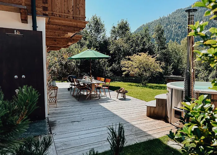 בקתה Nordic Mit Privatem Whirlpool Und Sauna *
